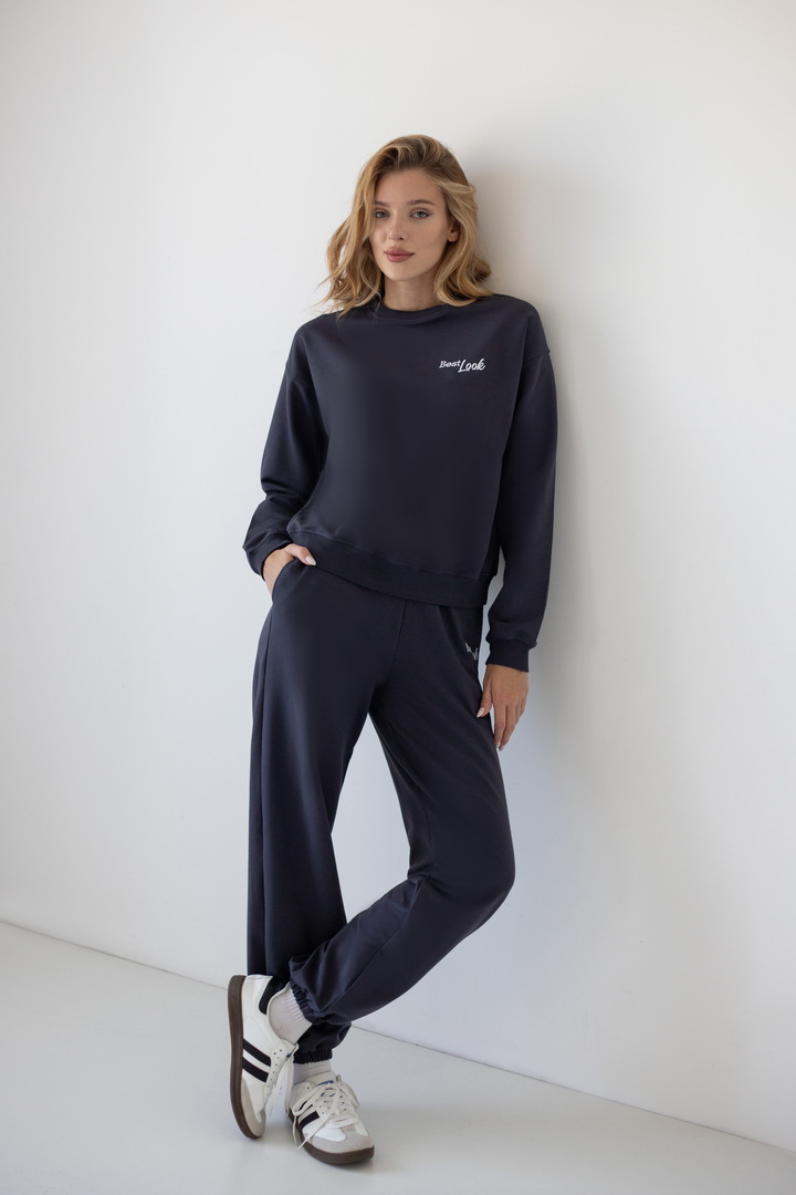 Костюм жіночий